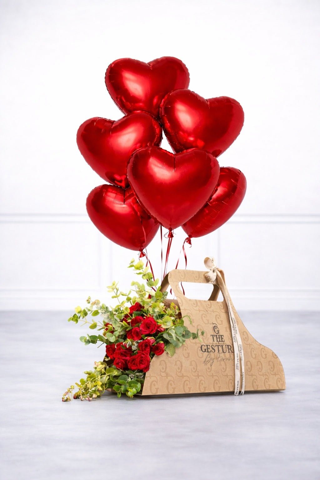 Love is in the air - Red Hearts & Red Roses Holder from The Gesture
