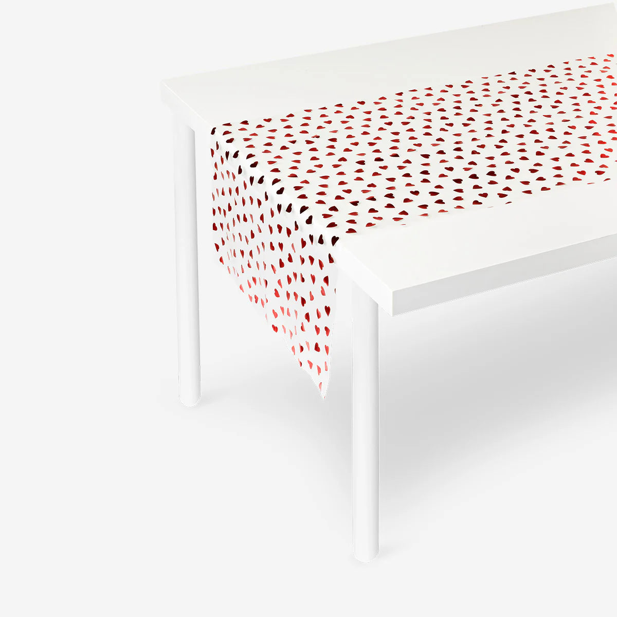 Table runner with hearts