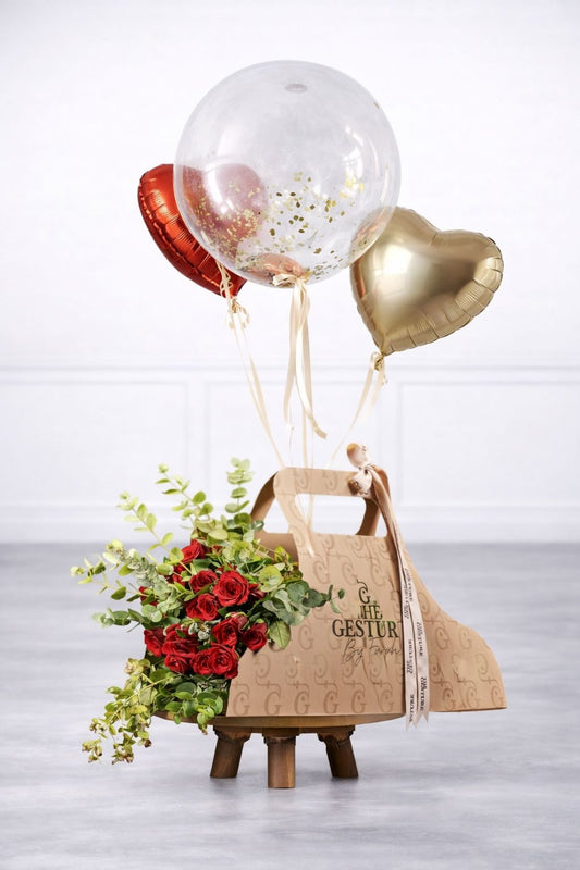 The Gesture Roses Holder with 3 assorted balloons